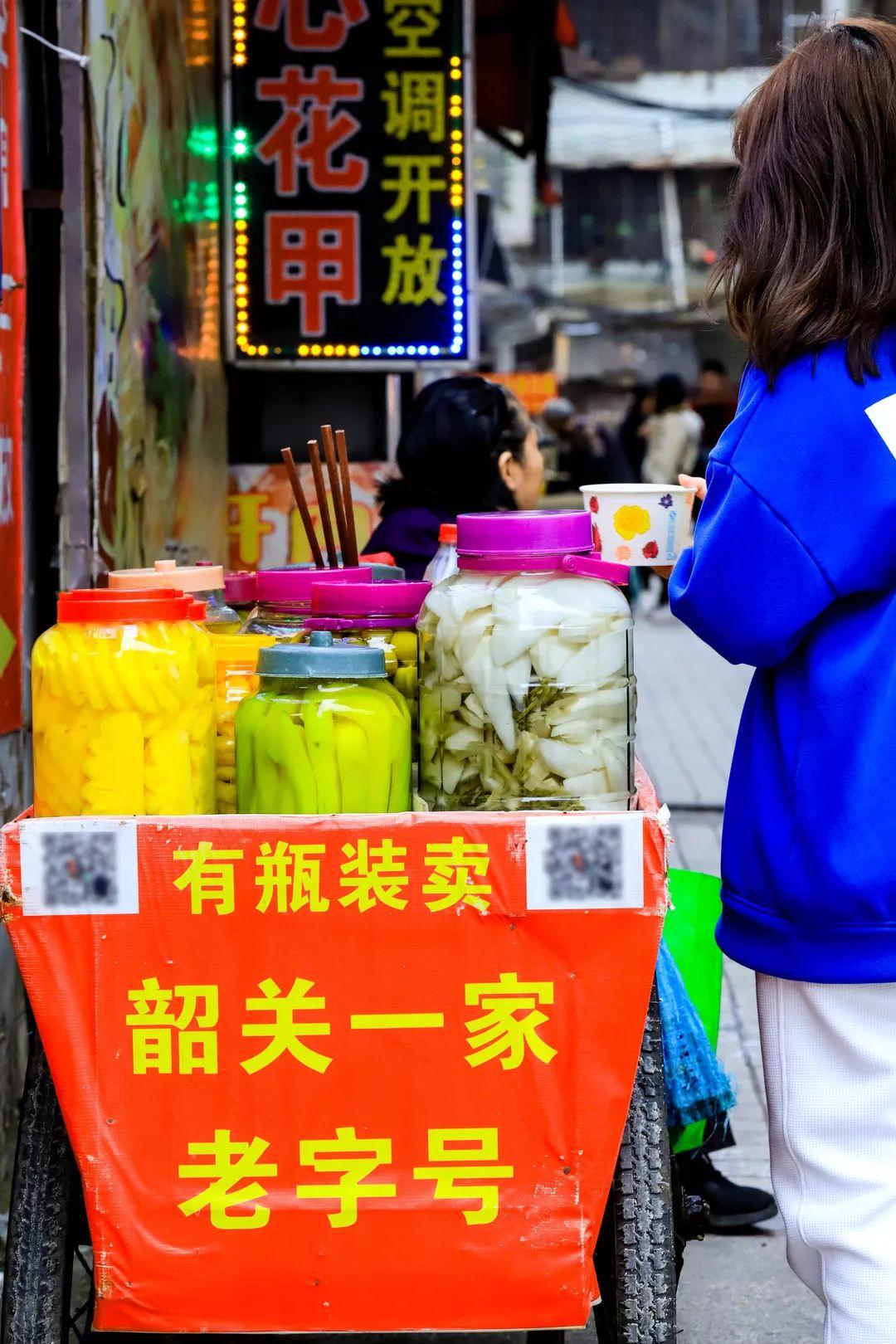 陪你走过岁月的街角——一生有你，最新时尚街头风采集锦